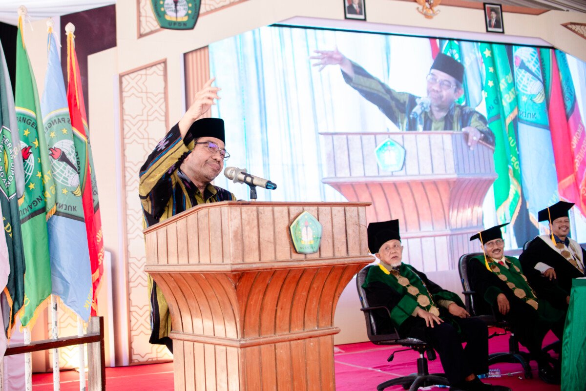 Wakil Koordinator Kopertais Wilayah IV Surabaya, Dr. KH. Ilhamullah Sumarkan, M.Ag.